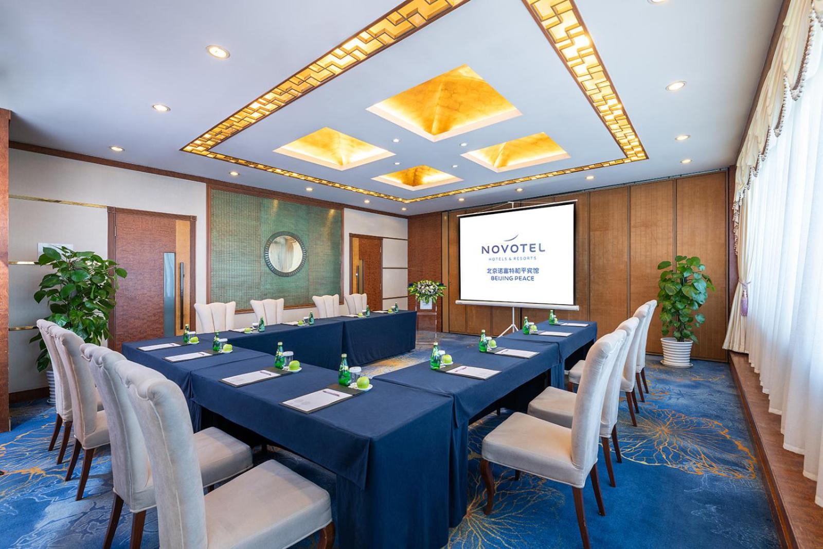 Novotel Beijing Peace Eksteriør billede