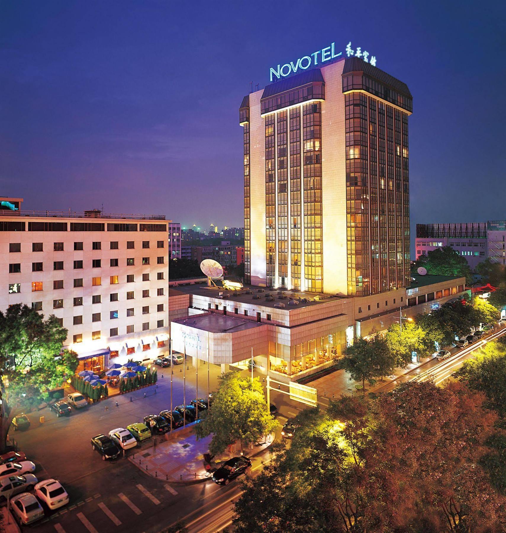 Novotel Beijing Peace Eksteriør billede