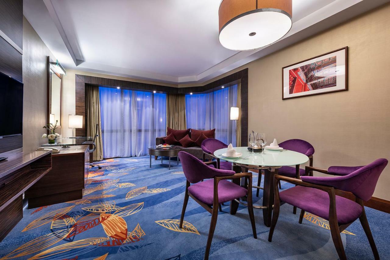 Novotel Beijing Peace Eksteriør billede